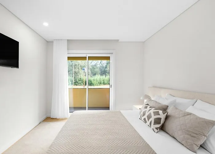 Pinhal Do Furadouro | & Pool Daire