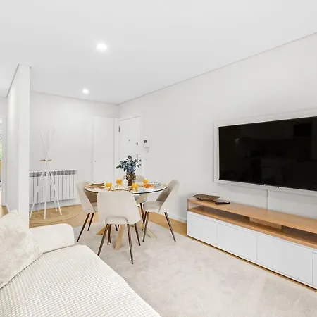 Pinhal Do Furadouro | & Pool Appartement